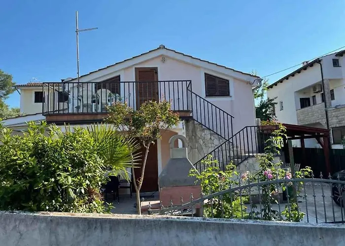 In - Insel Krk 53308 * Малинска