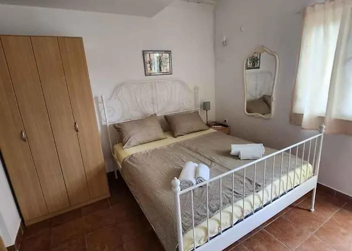 In - Insel Krk 53308 * Малинска